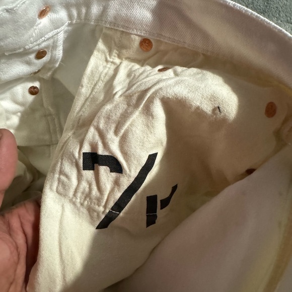 Purple jeans, size 32 slim fit, white jeans with paint splatter✅ - Picture 5 of 9